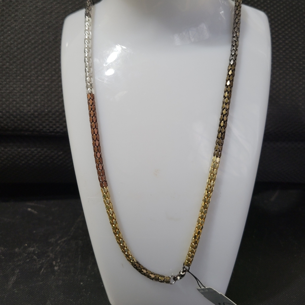 SEQUIN MULTI COLORED NECKLACE